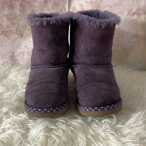 ugg black laces